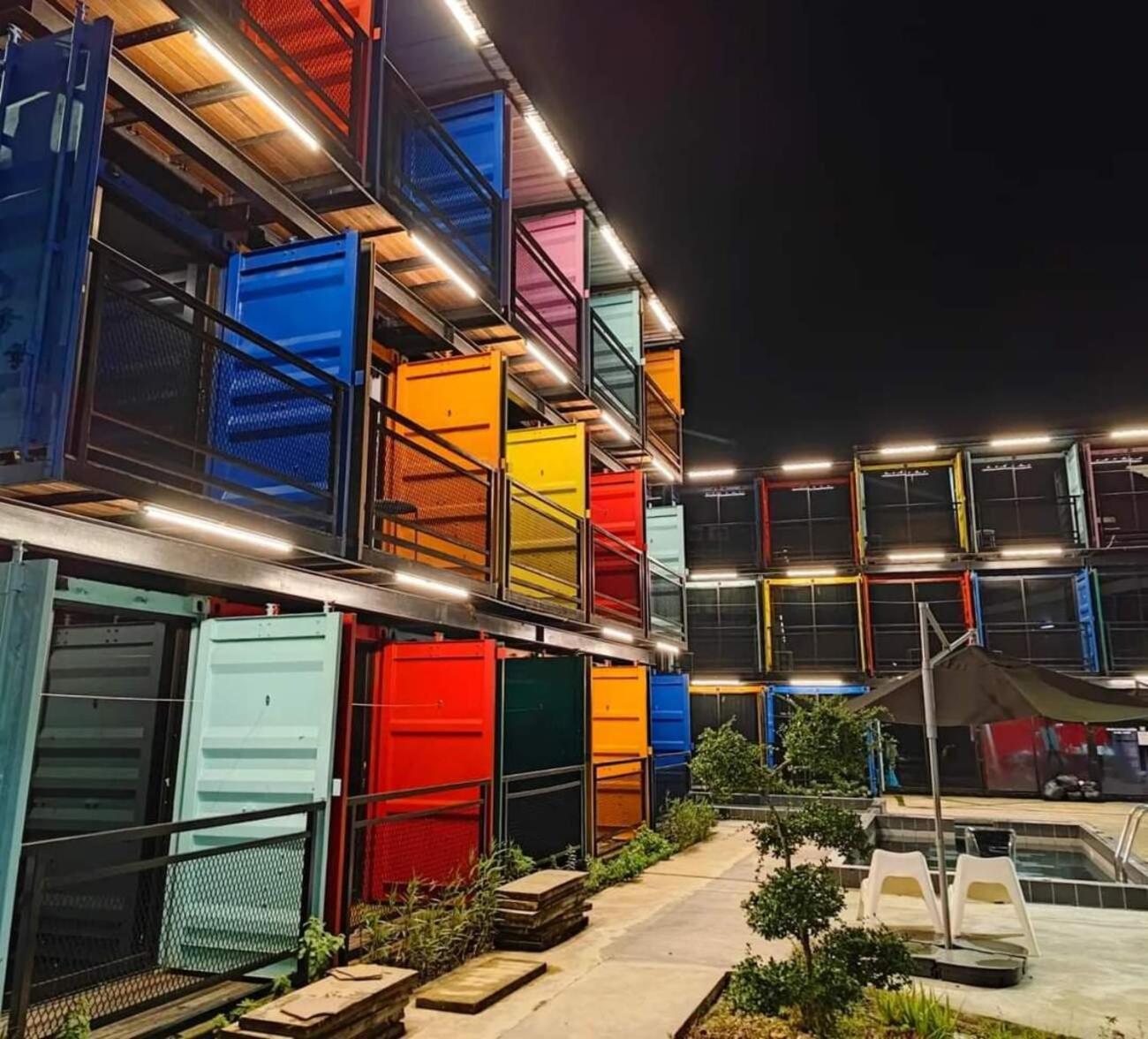 Boxinn The Kontena Home Semporna Dış mekan fotoğraf