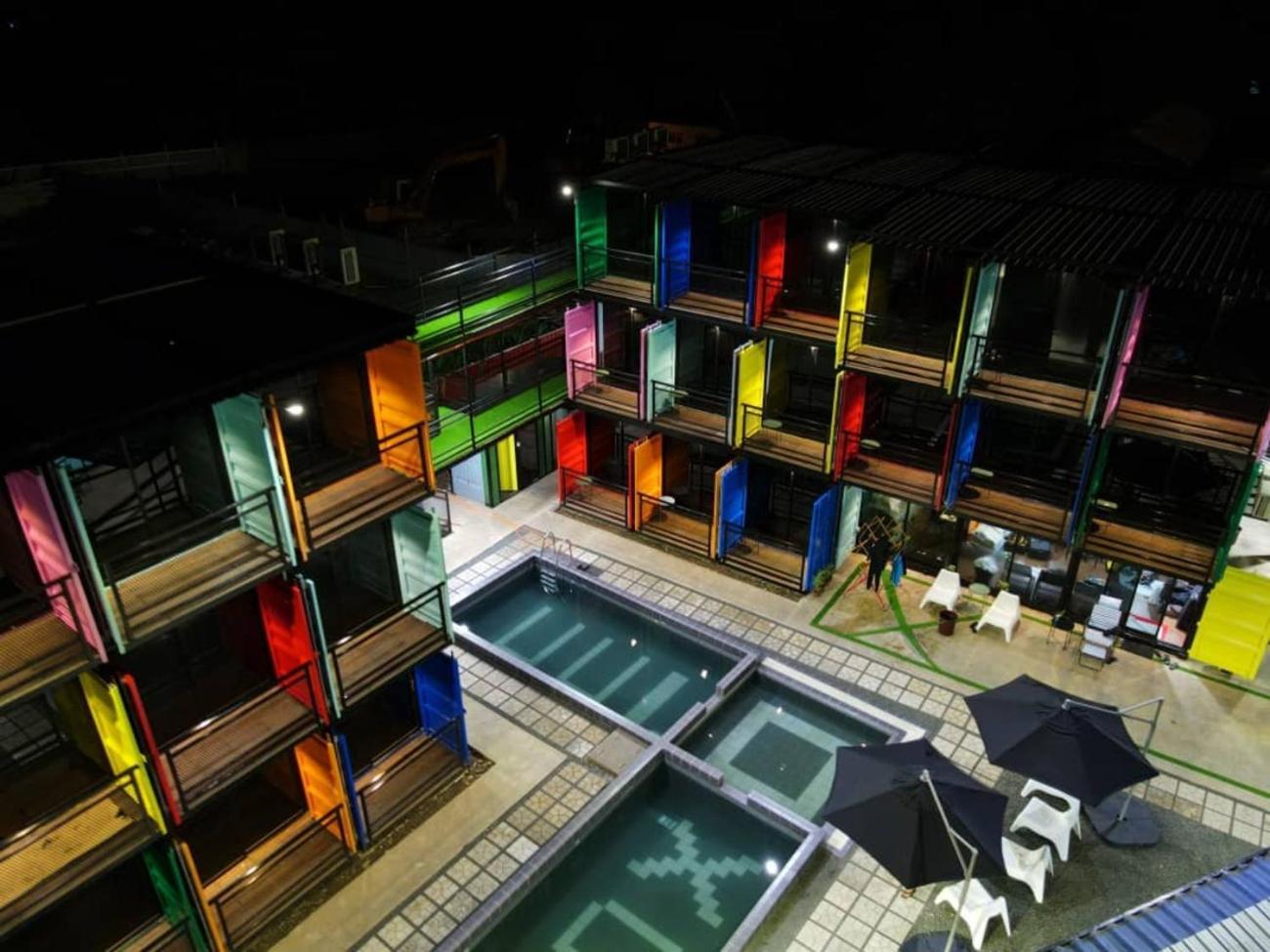 Boxinn The Kontena Home Semporna Dış mekan fotoğraf
