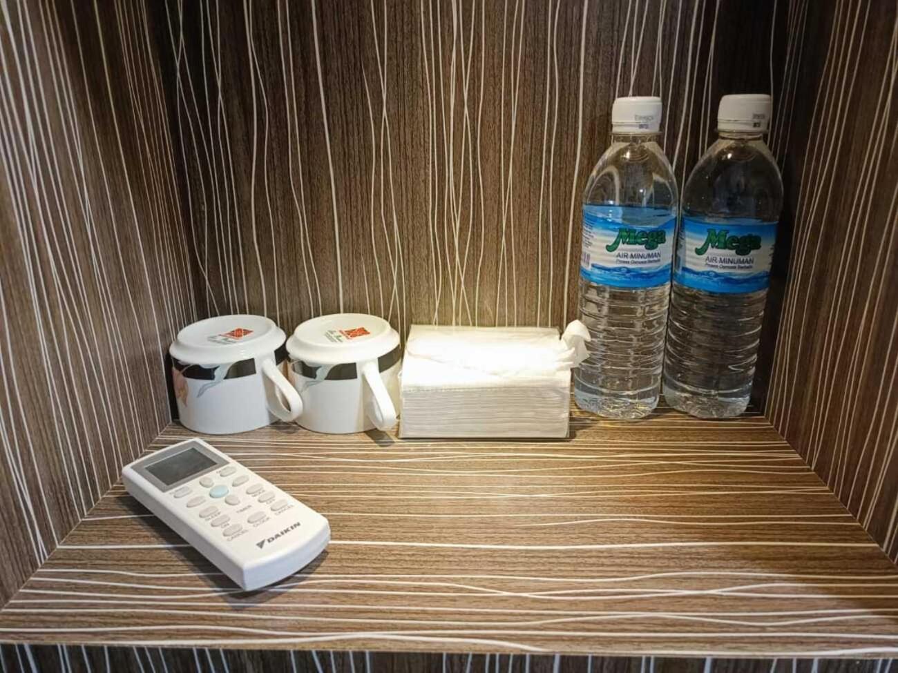 Boxinn The Kontena Home Semporna Dış mekan fotoğraf