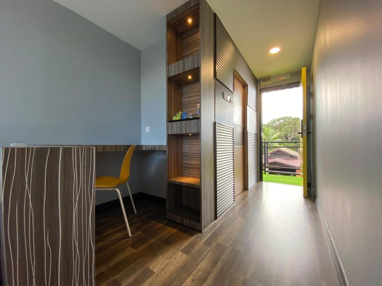 Boxinn The Kontena Home Semporna Dış mekan fotoğraf